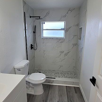 4th image of 108 Pearlwood St