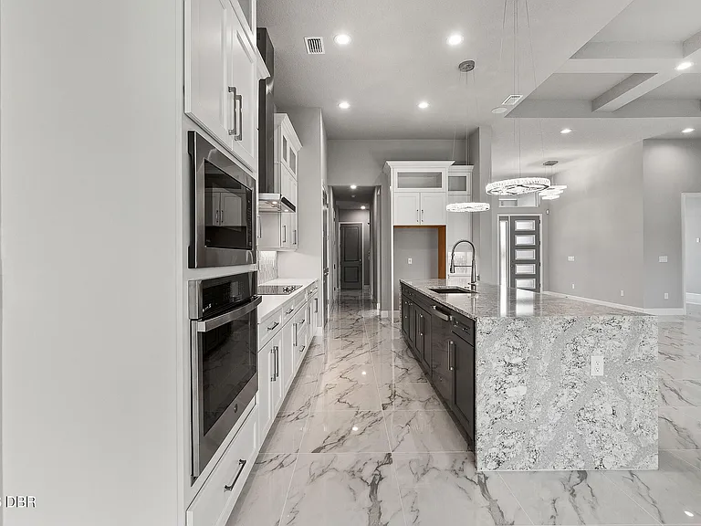 29 Coronado Rd — Photo 17