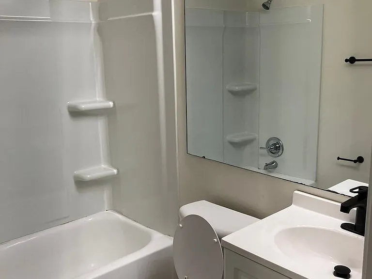 1459 Henley Rd #16 — Photo 11