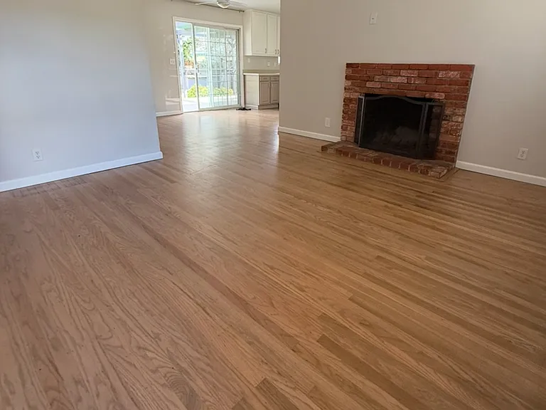 7547 Burnham Way — Photo 2