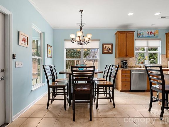 5th image of 9021 Badlands Ct