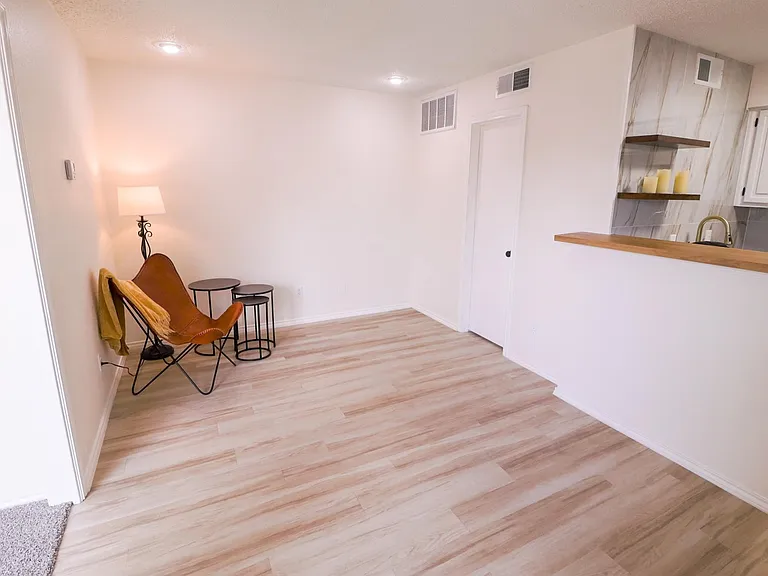 2309 Balsam Dr #K301 — Photo 5