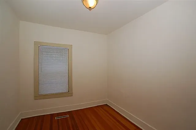 114 S Bassett St — Photo 9