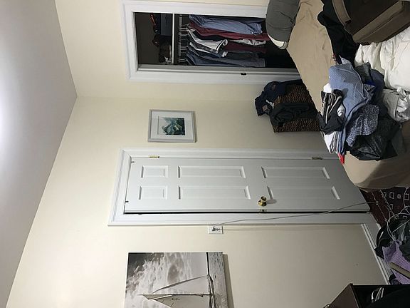 3rd image of 659 Ocean Ave APT D1