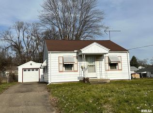 3003 W Antoinette St, Peoria, IL 61605