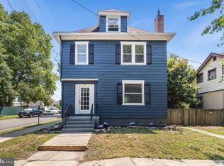 26 Chestnut St, Salem, NJ 08079