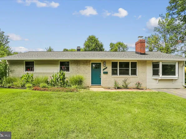 5002 Eastchester Cir, Alexandria, VA 22310