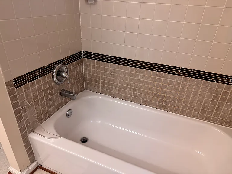 Bathroom 2 (Master, POV3)