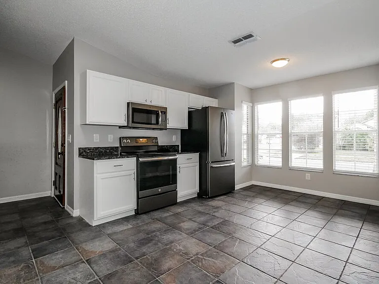 4022 Fontana Pl — Photo 7