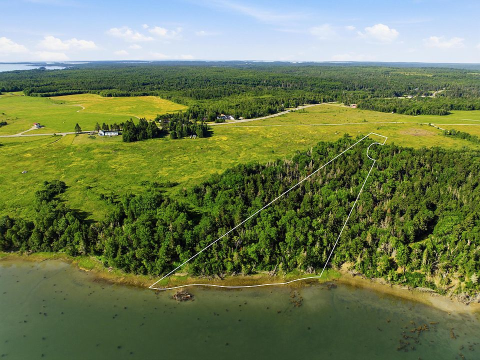 1st image of 18 Middle Ground View