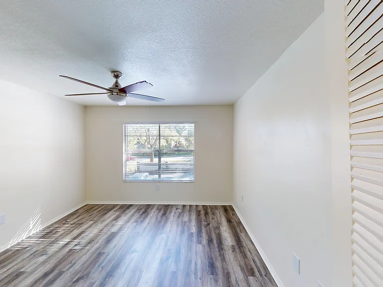 Lakewood Place — Photo 137