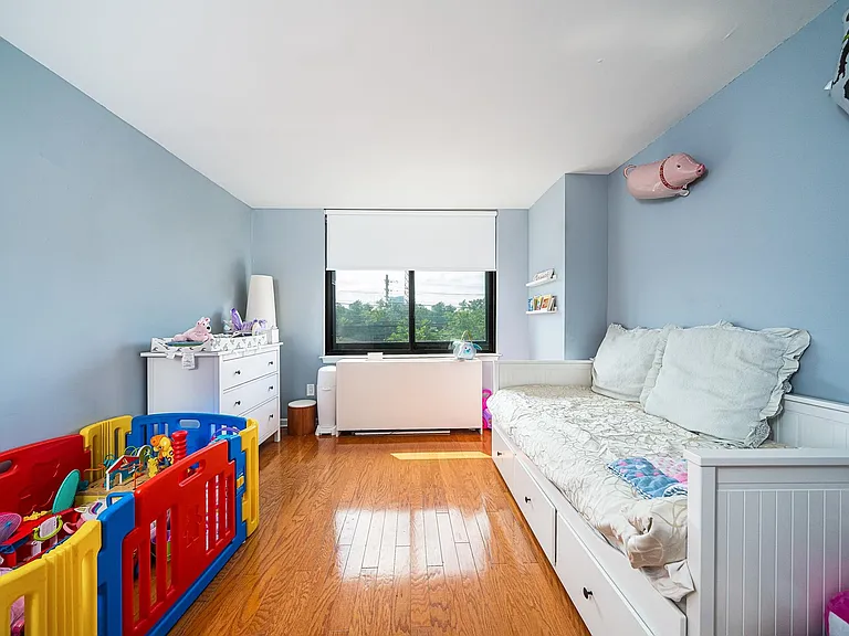700 Grove St #4N — Photo 5