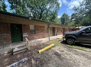 324 1/2 13th St #4, Huntsville, TX 77340