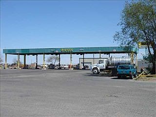 3rd image of 5500 N Main St