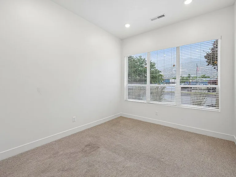 Wasatch View Apartments — Photo 57
