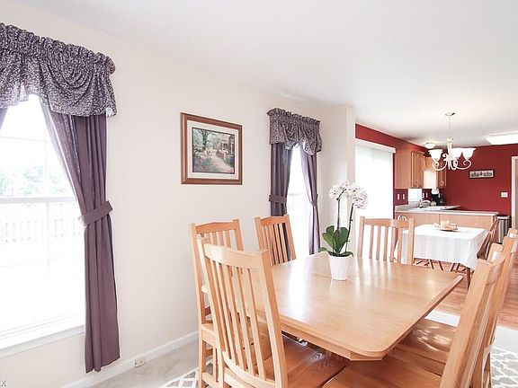 5th image of 8702 Westfield Park Dr