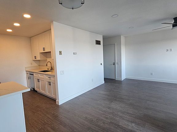 4th image of 3091 Cowley Way Unit 7