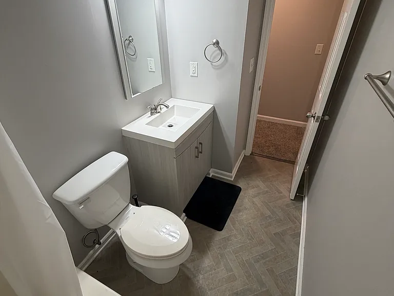 1817 Daisy Ct — Photo 7
