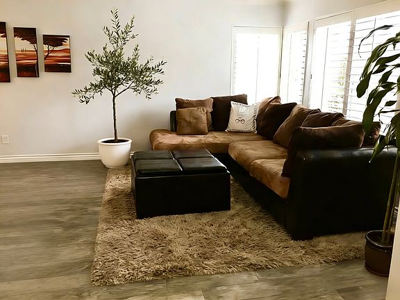 4th image of 6599 Shawna Ave