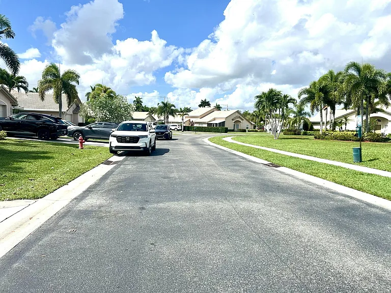10614 Lake Shore Dr — Photo 35