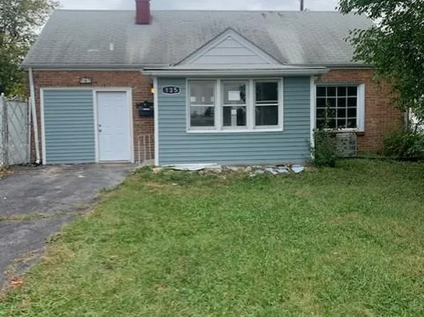 135 W 27th St, South Chicago Heights, IL 60411