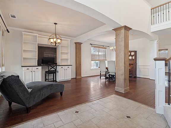3rd image of 6914 Morningside Way