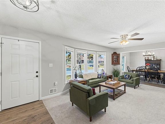 4th image of 12525 Craig Ave