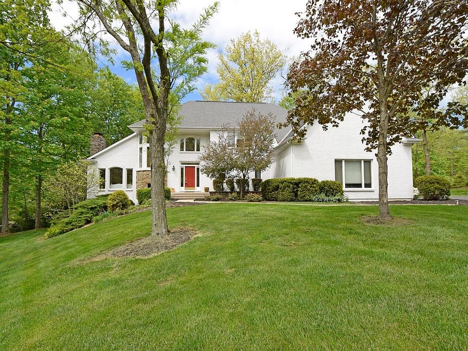 1st image of 8524 Saint Ives Pl