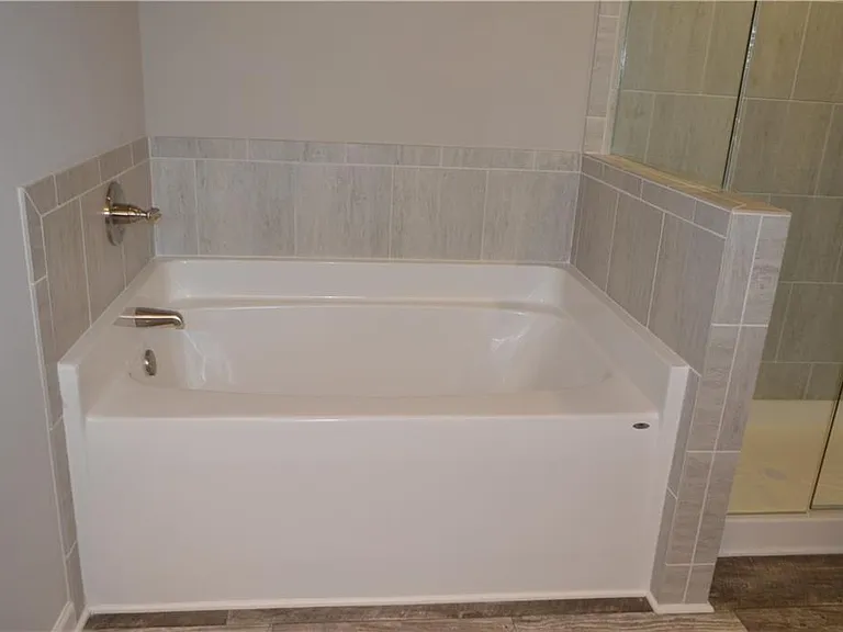 5348 Fox Hill Ln — Photo 15