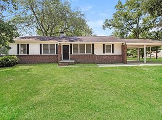 881 Medfield Rd, Lugoff, SC 29078