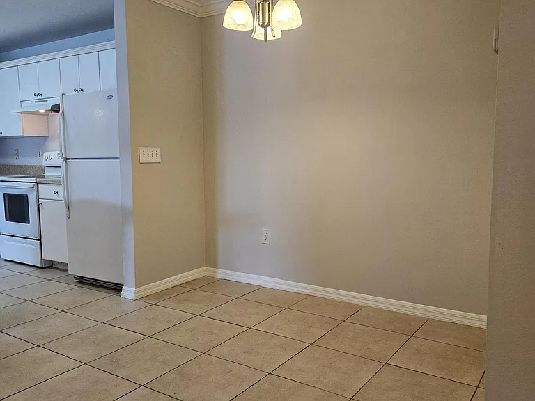 3591 Kernan Blvd S #833 — Photo 8