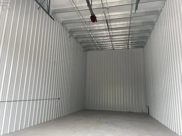 5850 E Harbor Rd #B8, Lakeside Marblehead, OH 43440