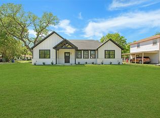 806 S Jefferson St, Kaufman, TX 75142