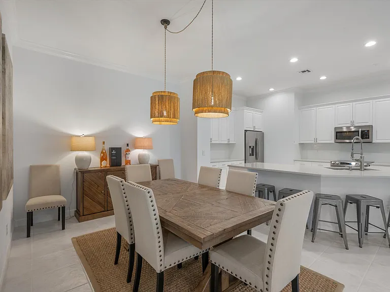 2920 Twin Oaks Way — Photo 12