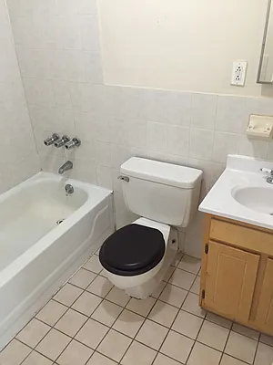 Rented by PMG Real Estate  | media 9