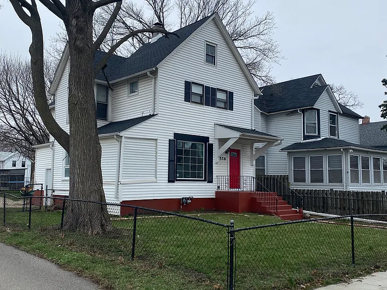516 Hickory St — Photo 13