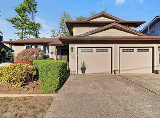 2348 W Ridgeway St, Abbotsford, BC V2T3H3