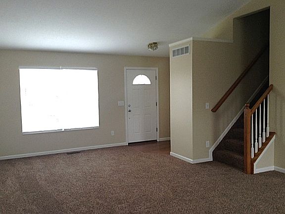 4th image of 210 Heritage Trail Dr