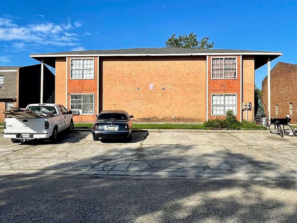 1st image of 607 Marigny Cir