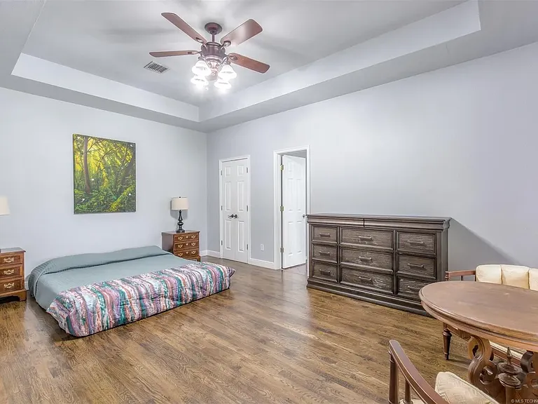 3901 W Canton St — Photo 17