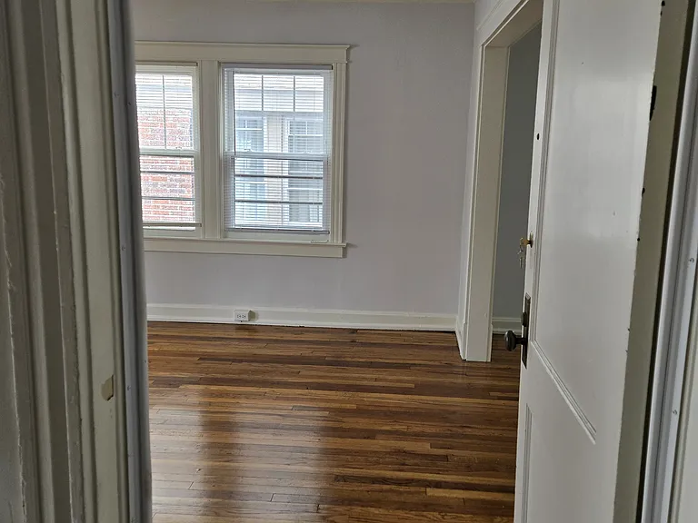 5103 Wyandotte St #1N — Photo 17