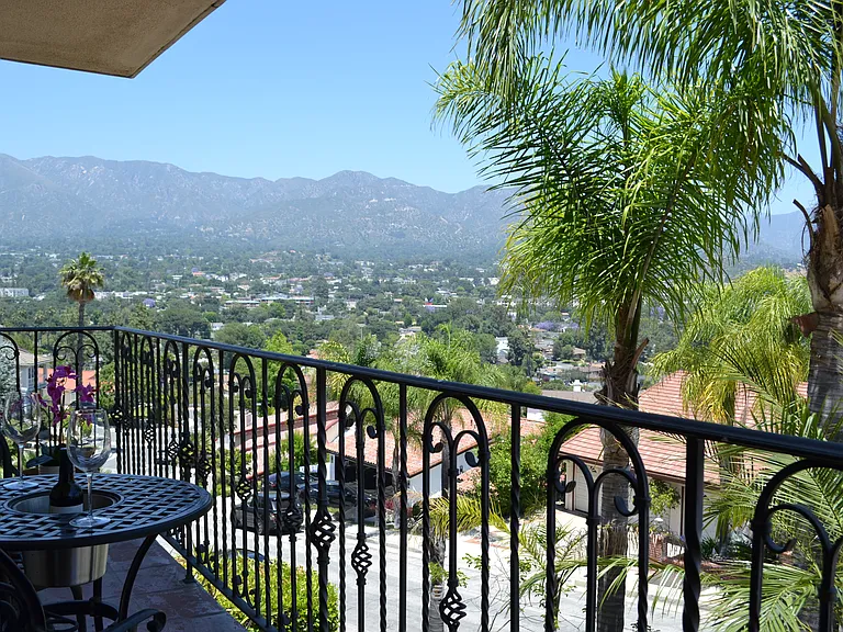Oakmont View Dr — Photo 3