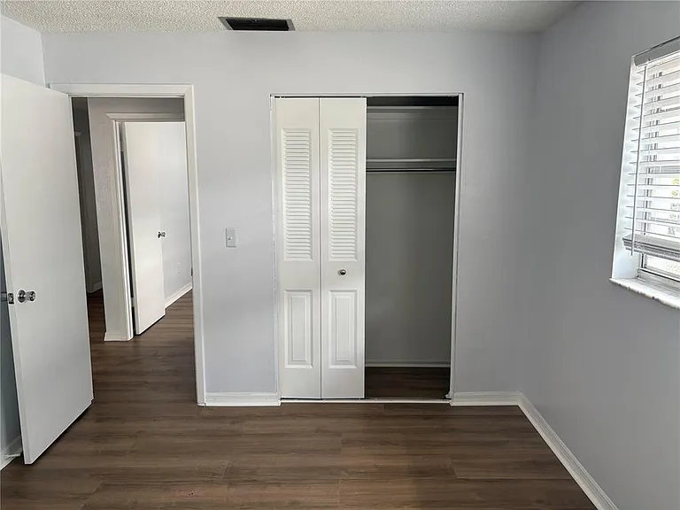 2380 Timbercrest Cir W — Photo 15