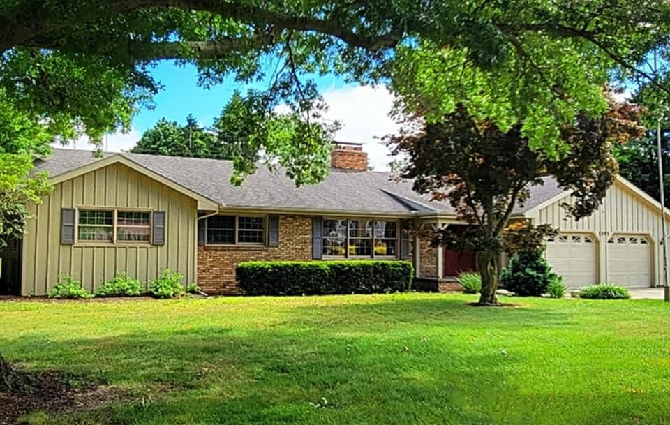 1st image of 1898 Briarcliff Dr