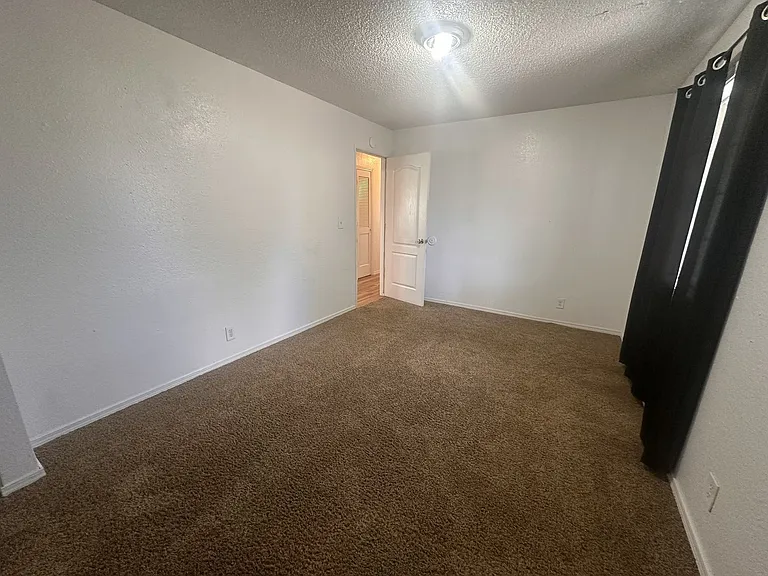 710-220 Muskrat Dr — Photo 12