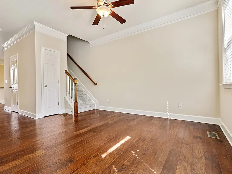 3705 Lambert Ln NE — Photo 16
