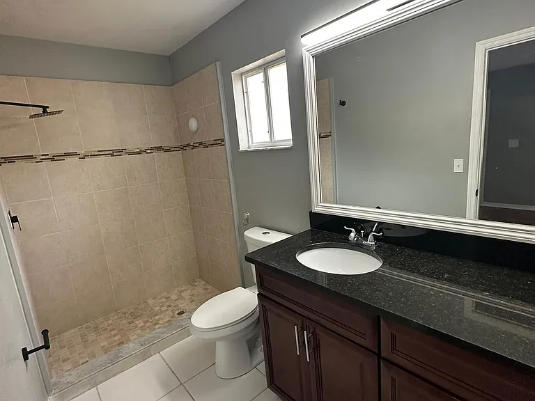 4827 Kingston Cir — Photo 5
