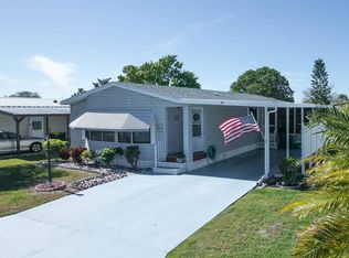 842 Periwinkle Cir, Barefoot Bay, FL 32976