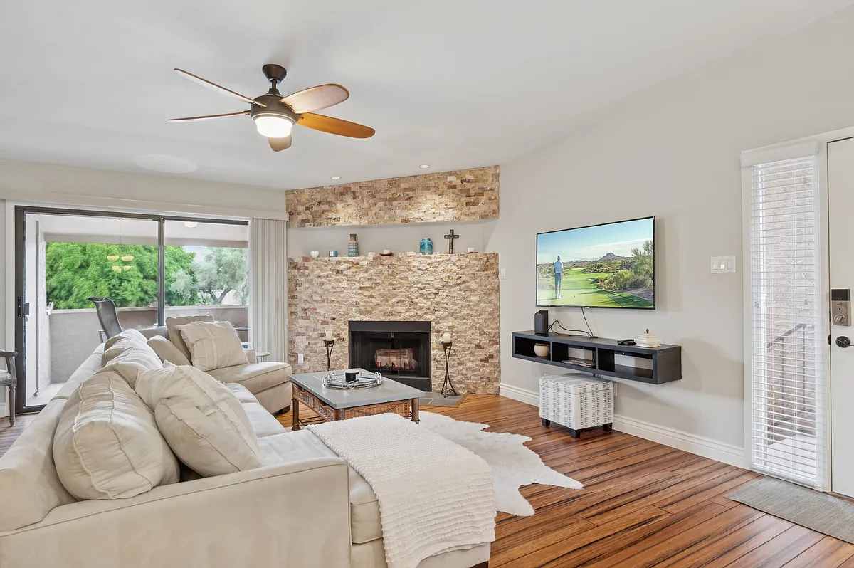 Building Photo - 7950 E Starlight Way #211