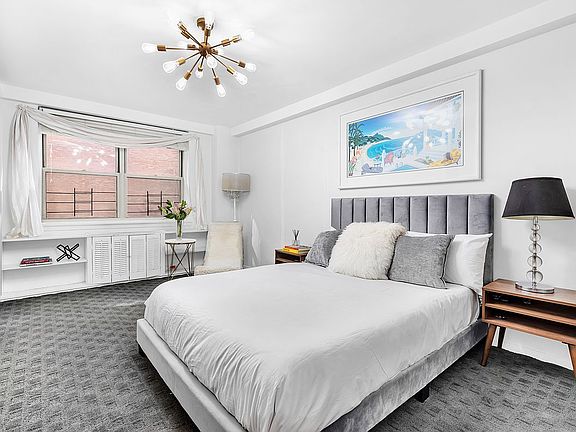 4th image of 139 E 33rd St APT 8A